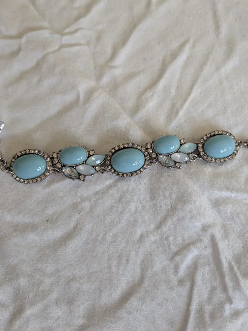 🌸  Faux Turquoise, Mother of Pearl, and Silver Bracelet
